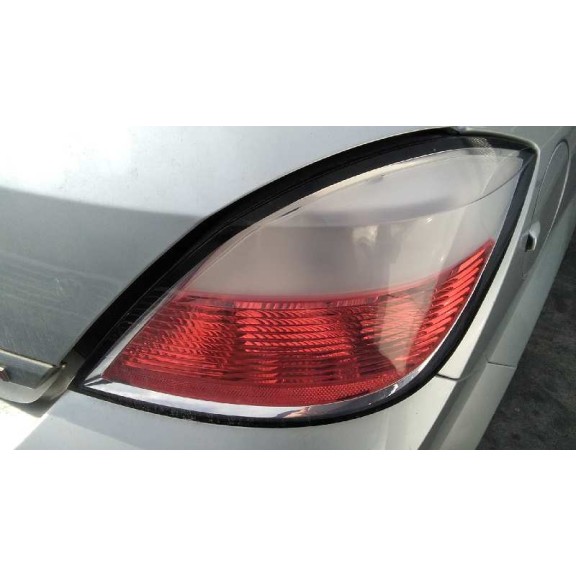 opel astra h berlina del año 2005