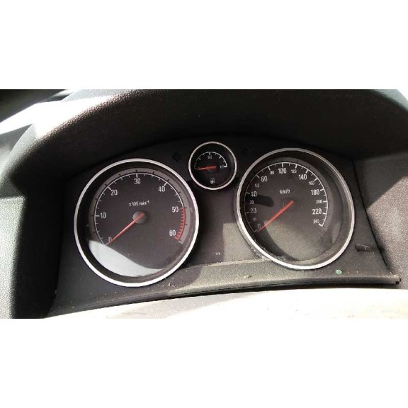 opel astra h berlina del año 2005