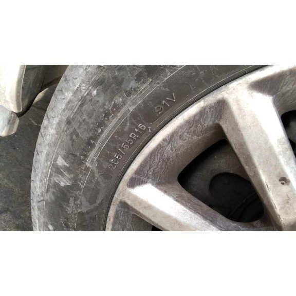 opel astra h berlina del año 2005