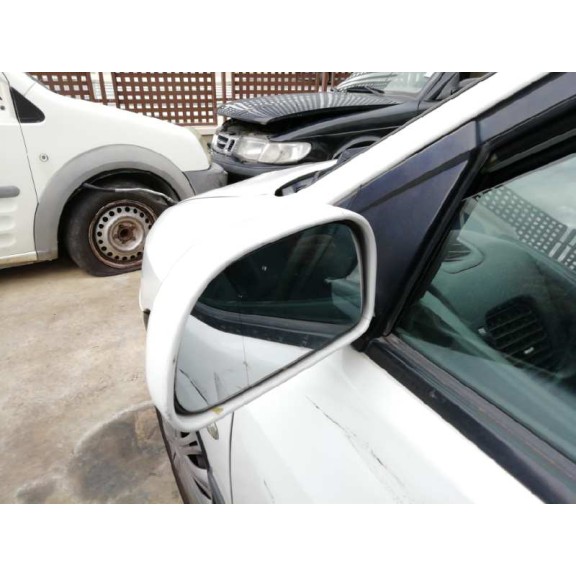 mitsubishi space star (dg0) del año 2004