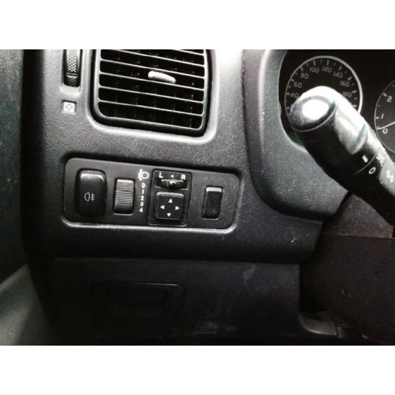 mitsubishi space star (dg0) del año 2004