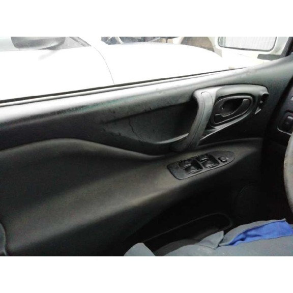 mitsubishi space star (dg0) del año 2004