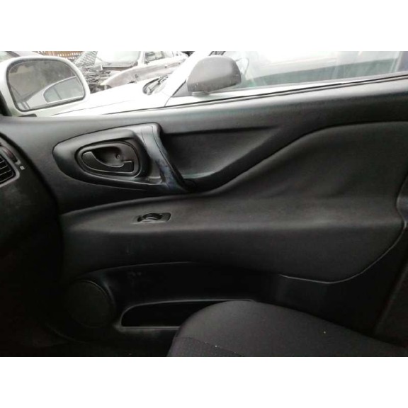 mitsubishi space star (dg0) del año 2004