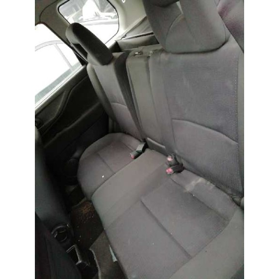 mitsubishi space star (dg0) del año 2004