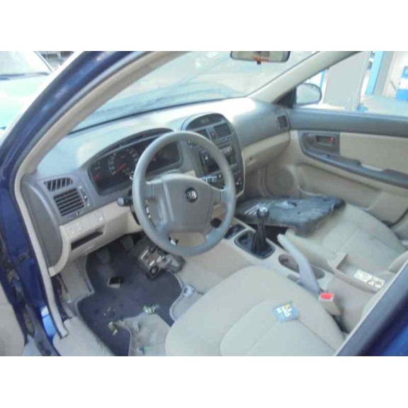 kia cerato del año 2005