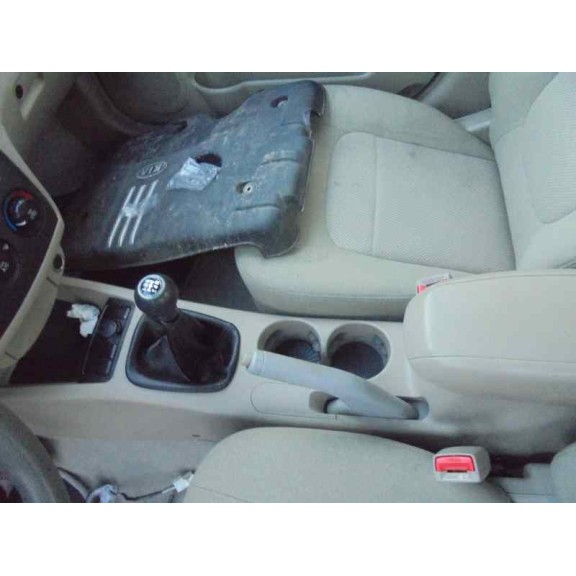 kia cerato del año 2005