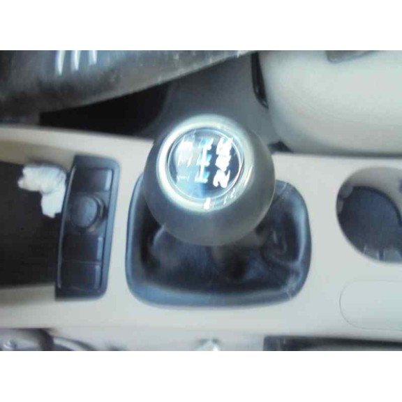 kia cerato del año 2005