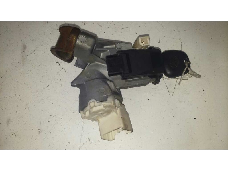 Recambio de conmutador de arranque para toyota yaris 1.4 turbodiesel cat referencia OEM IAM N0502241256B  