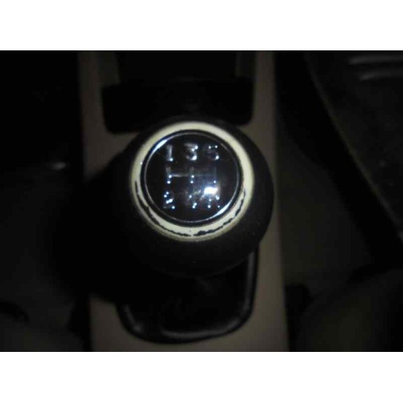 kia cerato del año 2005