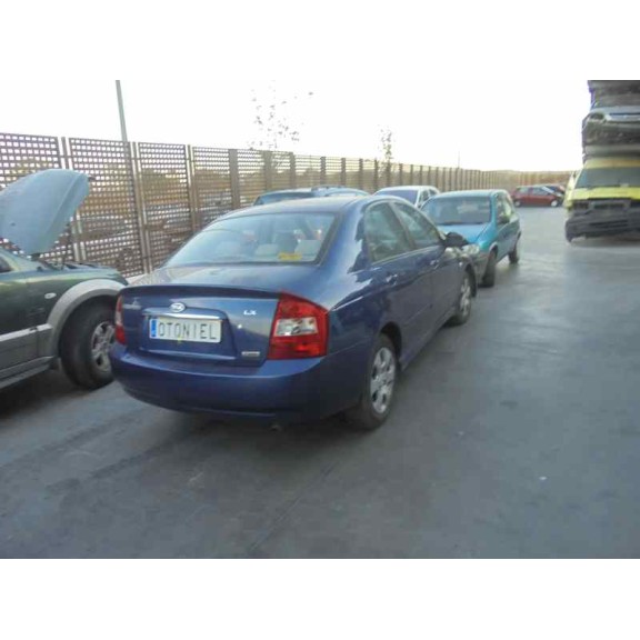 kia cerato del año 2005