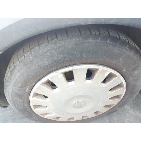 opel corsa c del año 2002