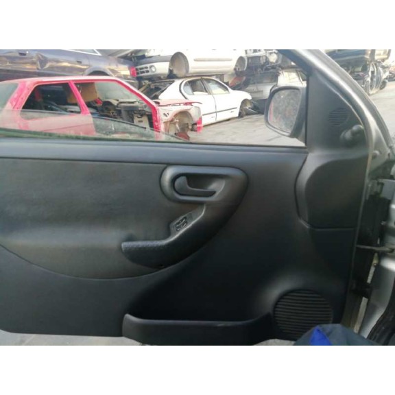 opel corsa c del año 2002