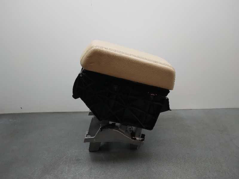 Recambio de apoyabrazos central para volkswagen touareg (7la) tdi r5 referencia OEM IAM 7L6863843B  