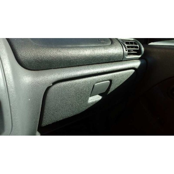 renault clio ii fase i (b/cbo) del año 2001