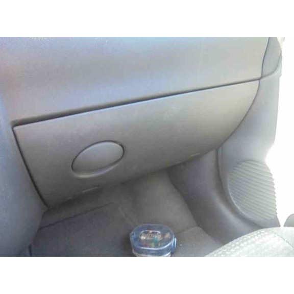 opel corsa c del año 2004