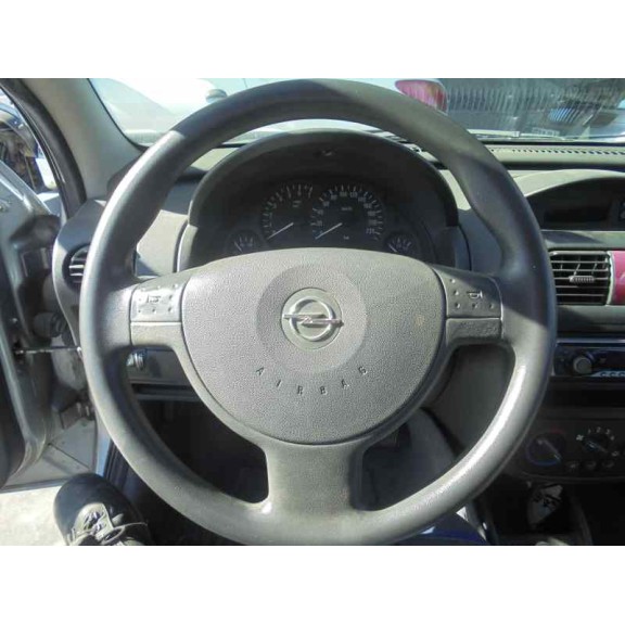 opel corsa c del año 2004