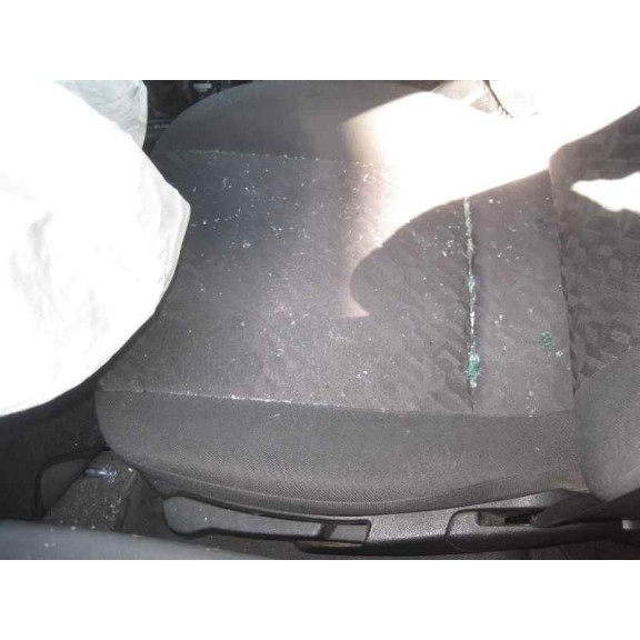 opel astra g berlina del año 2002