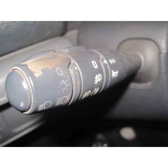 renault clio ii fase i (b/cbo) del año 2000