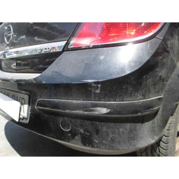 opel astra h berlina del año 2005