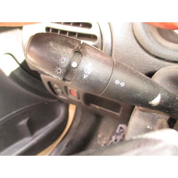 peugeot 206 berlina del año 2004