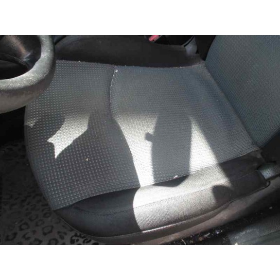 peugeot 206 berlina del año 2004