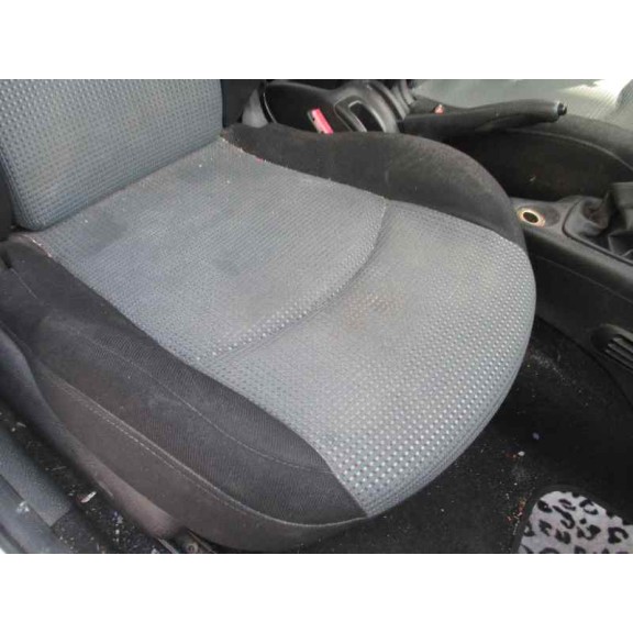 peugeot 206 berlina del año 2004