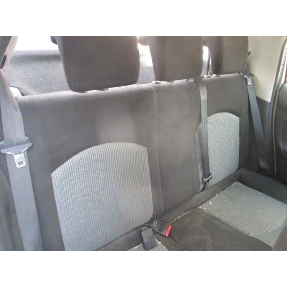 peugeot 206 berlina del año 2004