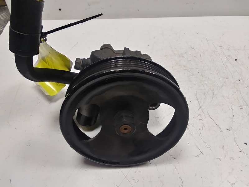 Recambio de bomba direccion para kia carnival 2.9 crdi vgt active referencia OEM IAM   