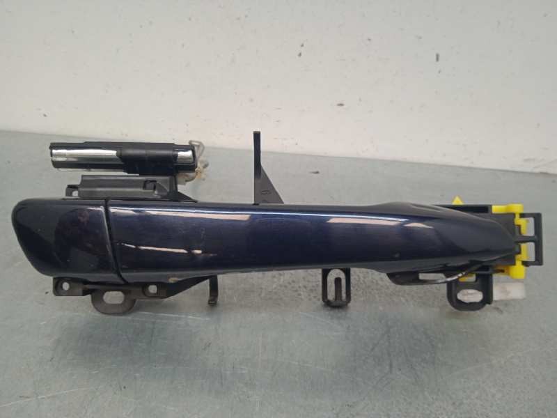 Recambio de maneta exterior delantera derecha para lexus ct 200h referencia OEM IAM  AZUL OSCURO 6 PINS