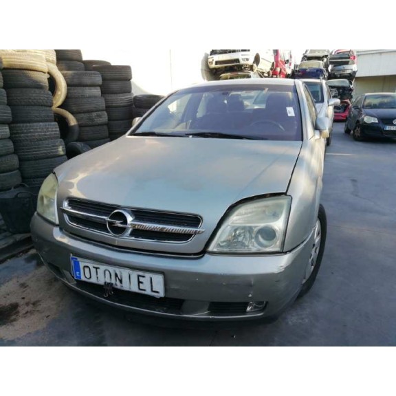 opel vectra c berlina del año 2002