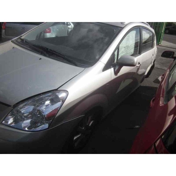 toyota corolla verso (r1) del año 2006