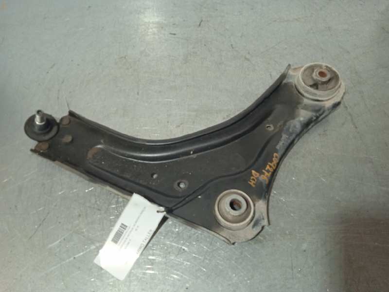Recambio de brazo suspension inferior delantero derecho para renault laguna iii referencia OEM IAM 104F044D 545000011R 