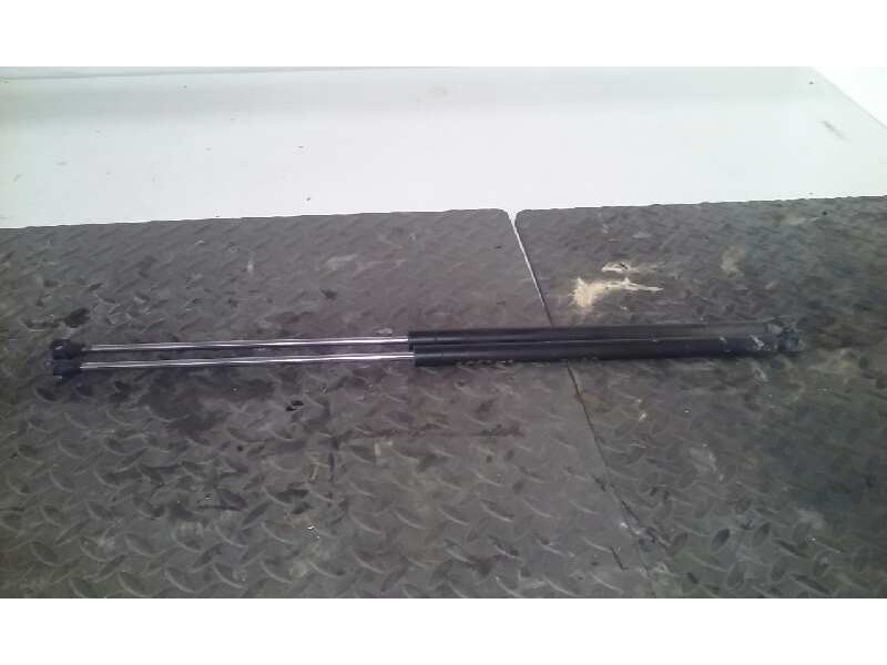 Recambio de amortiguadores capo para peugeot 106 (s2) kid referencia OEM IAM   180N