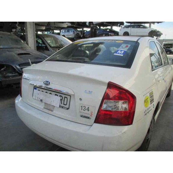 kia cerato del año 2005