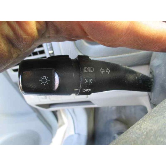 kia cerato del año 2005