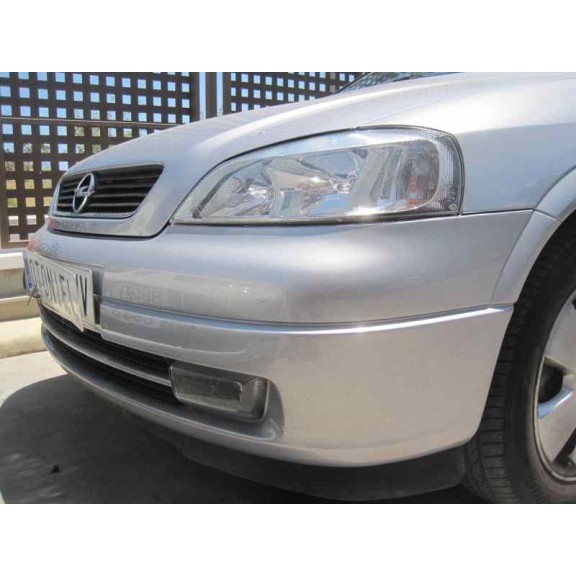 opel astra g berlina del año 2002
