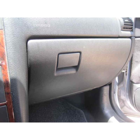 opel astra g berlina del año 2002