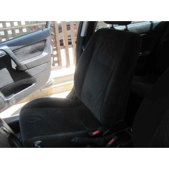 opel astra g berlina del año 2002