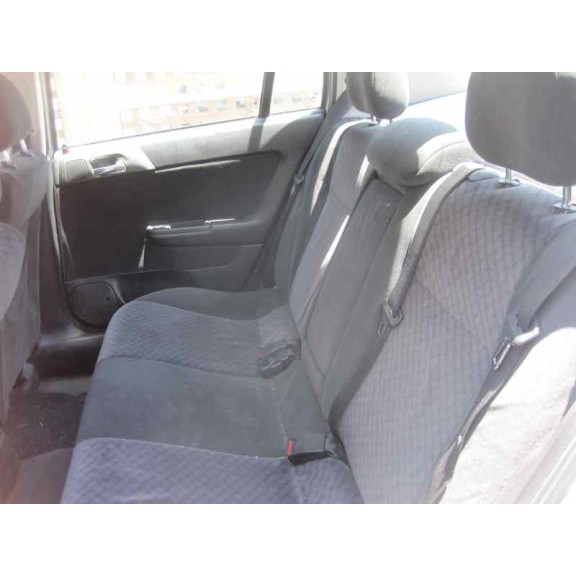 opel astra g berlina del año 2002