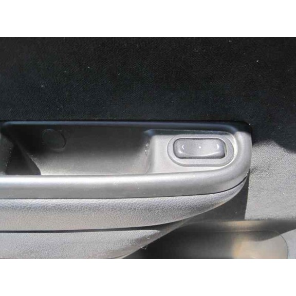 opel astra g berlina del año 2002