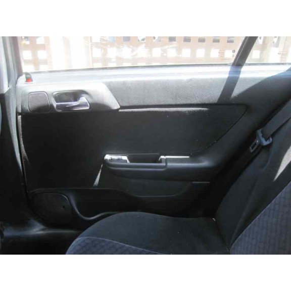 opel astra g berlina del año 2002