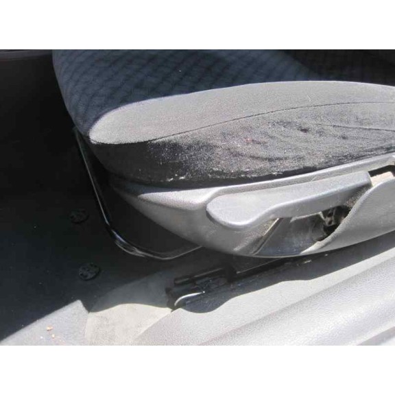 opel astra g berlina del año 2002