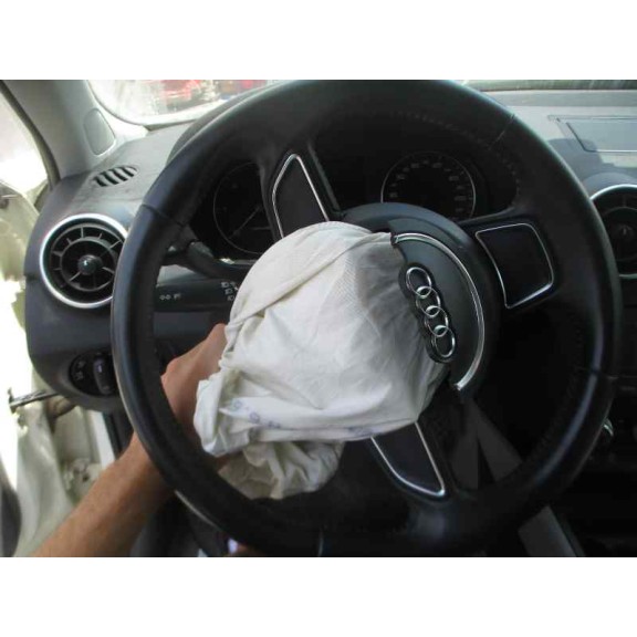 audi a1 sportback (8xa) del año 2011