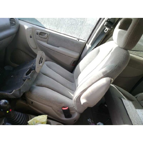 chrysler voyager (rg) del año 2001