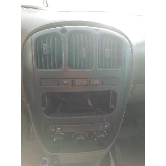 chrysler voyager (rg) del año 2001