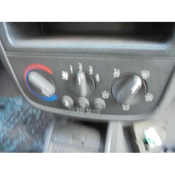 opel corsa c del año 2002