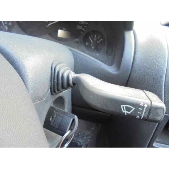 opel corsa c del año 2002