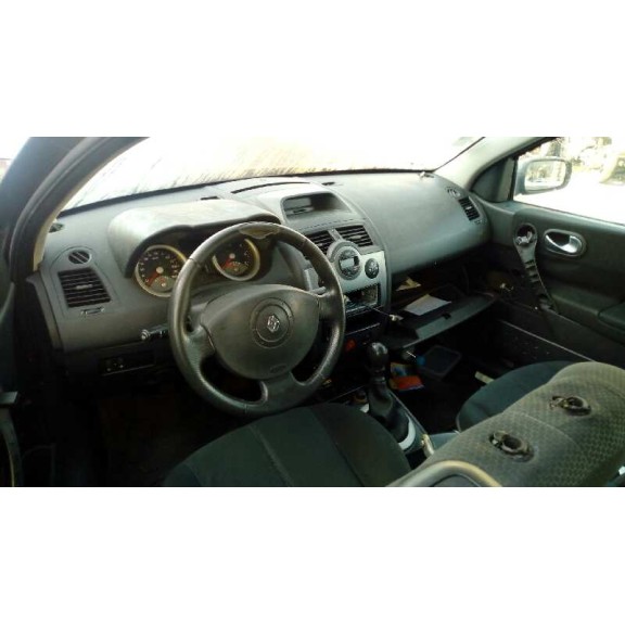 renault megane ii berlina 3p del año 2004