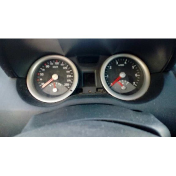 renault megane ii berlina 3p del año 2004