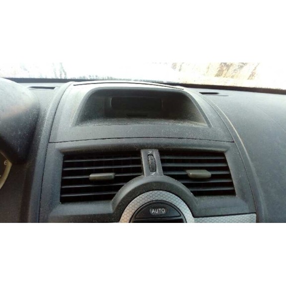 renault megane ii berlina 3p del año 2004